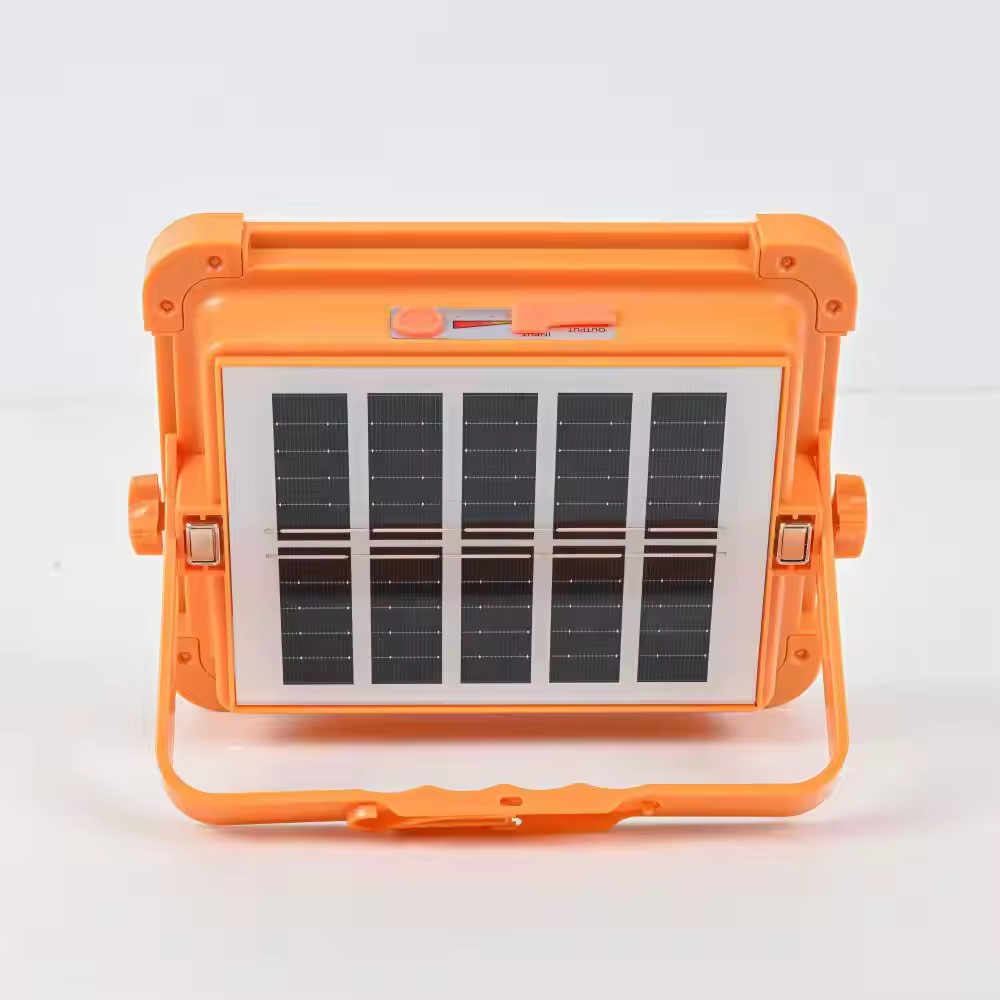 Projecteur solaire LED Portabl - Zumtobel Outdoor Lighting avis et prix