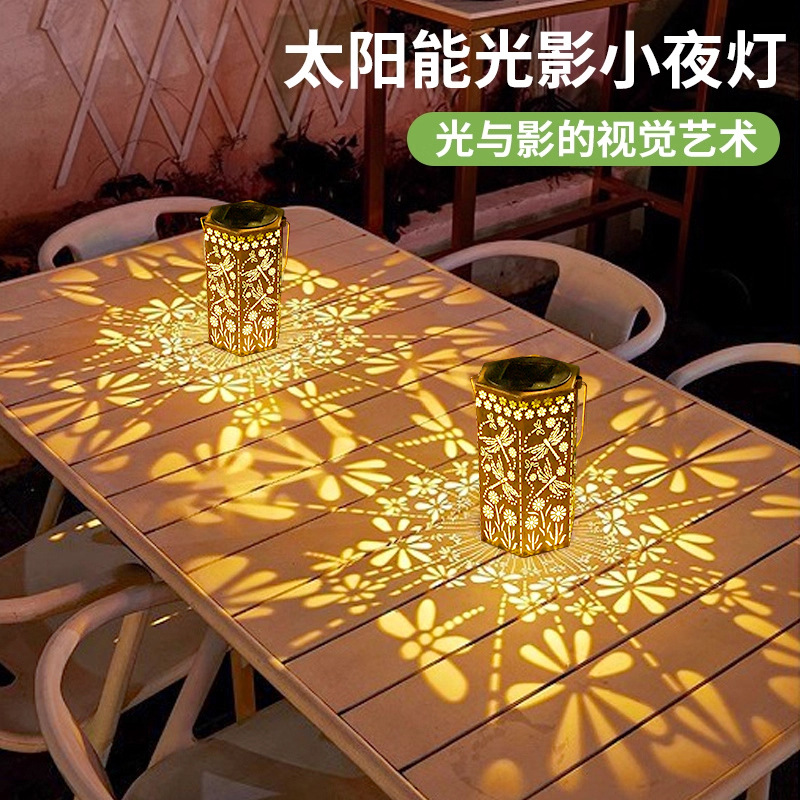 Lanterne solaire en fer forgé, - Outdoor Lighting Chandelier avis et prix